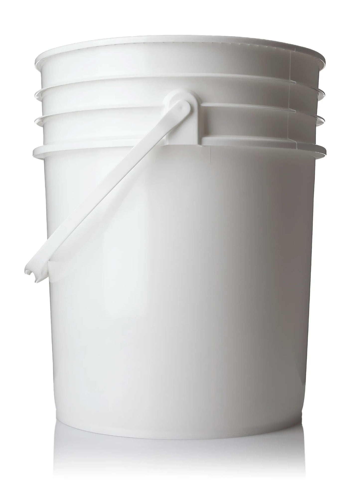 5 gallon white HDPE plastic pail of 90 mils thickness