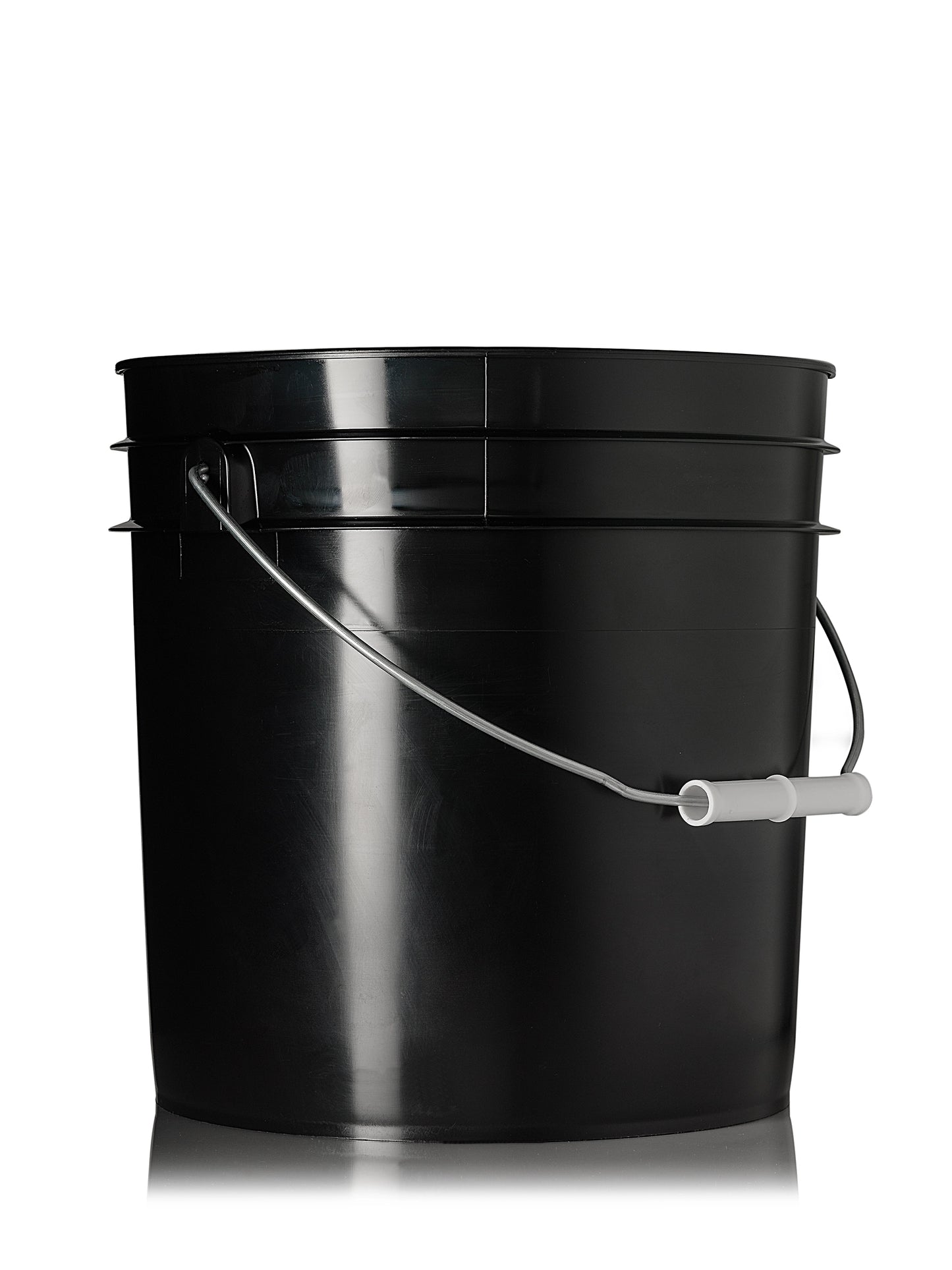 2 gallon white HDPE plastic round pail